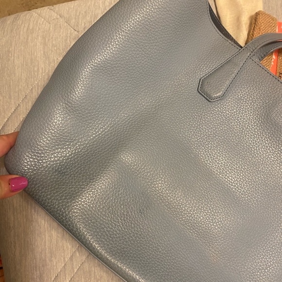 Authentic Tory Burch leather tote - Picture 6 of 7